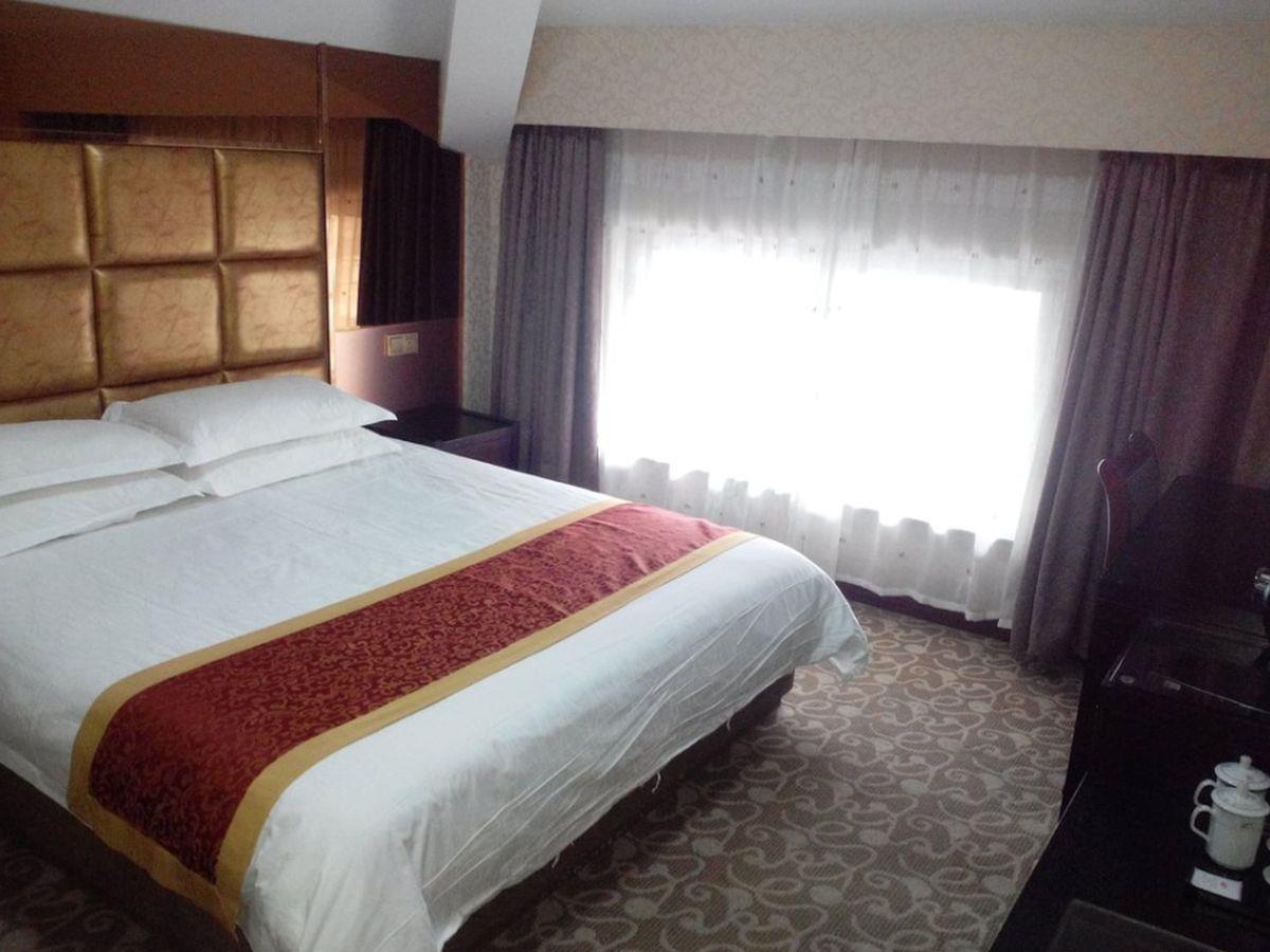 Yiwu Yuejia Business Hotel Dış mekan fotoğraf