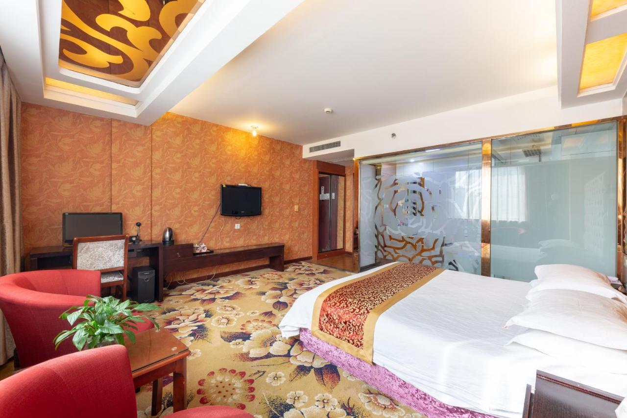 Yiwu Yuejia Business Hotel Dış mekan fotoğraf