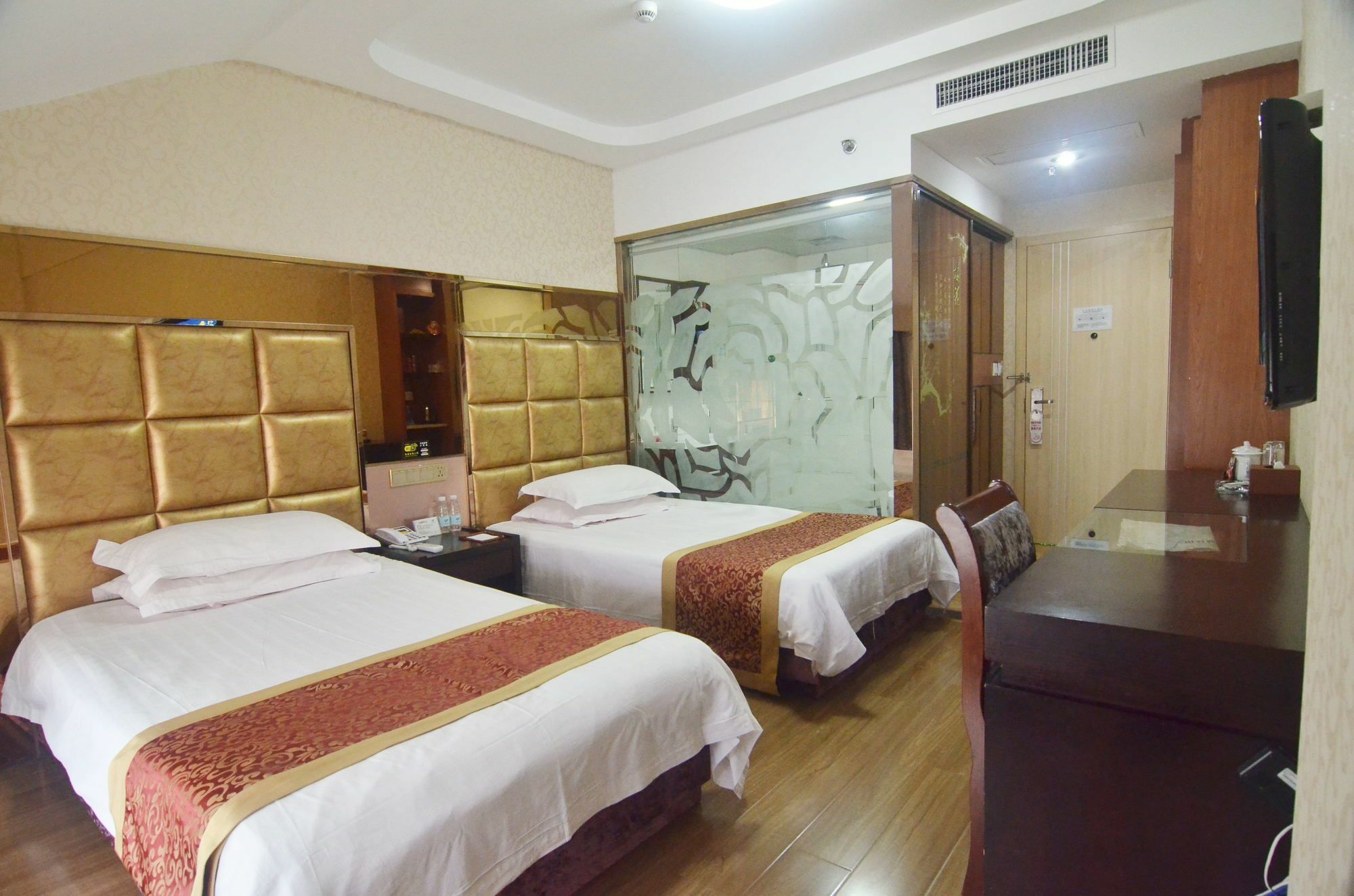 Yiwu Yuejia Business Hotel Dış mekan fotoğraf